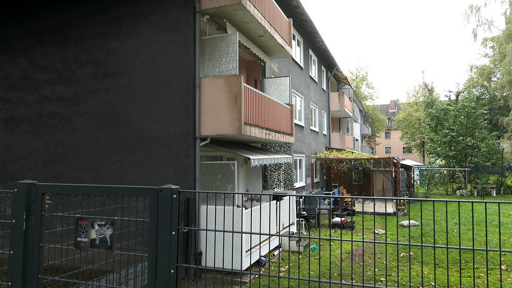 Wohnanlage mit Balkonen – Beispielbild